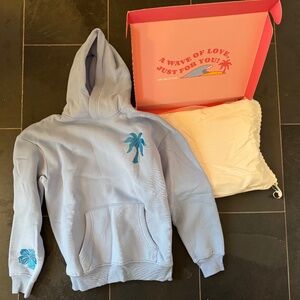 "Everything Comes in Waves” Hoodie in Blue XS